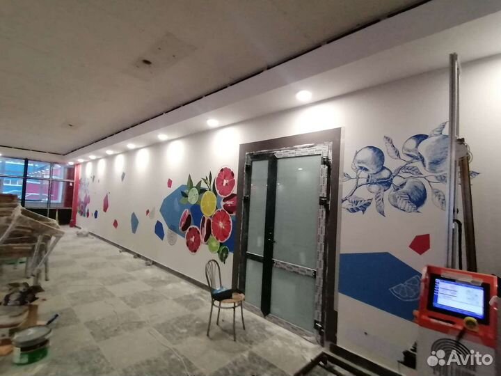 Роспись стен, печать на стене