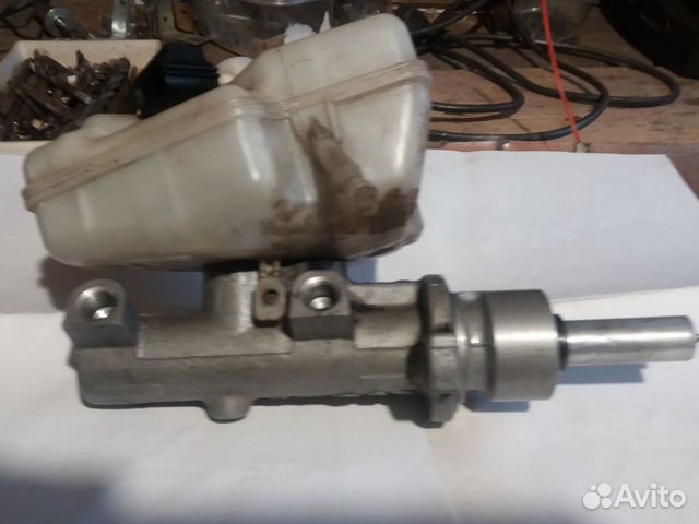 Главный тормозной цилиндр на ford mondeo 3