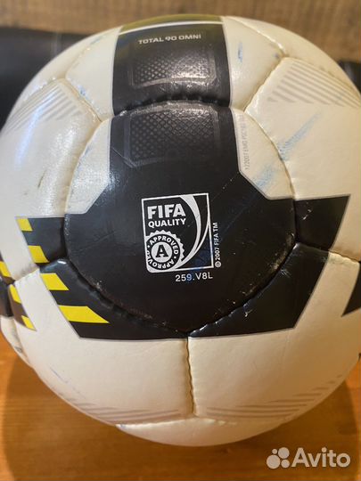 Футбольный мяч nike total 90 omni