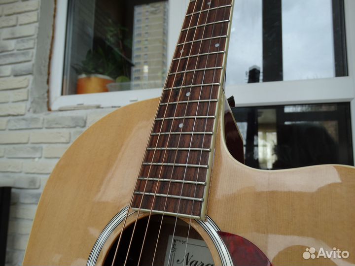 Гитара электроакустическая (трансакустическая)