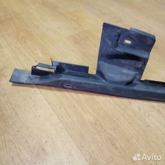 Накладка на переднее крыло правая Honda Accord 8