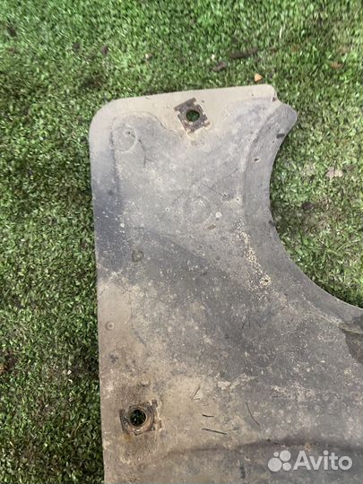 Пыльник Skoda Octavia A5(7159)