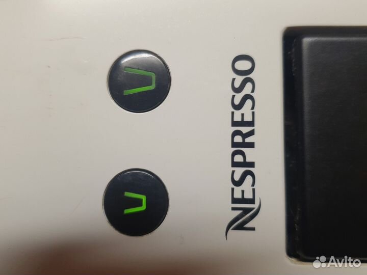 Кофемашина nespresso essenza mini c30