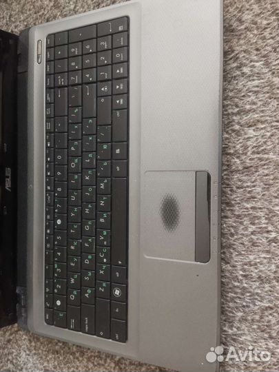 Asus A52J Intel core i3; 3 gb