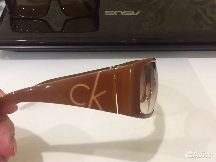 Очки Кельвин Кляйн