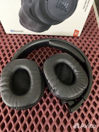 Беспроводные блютус наушники jbl tune 700