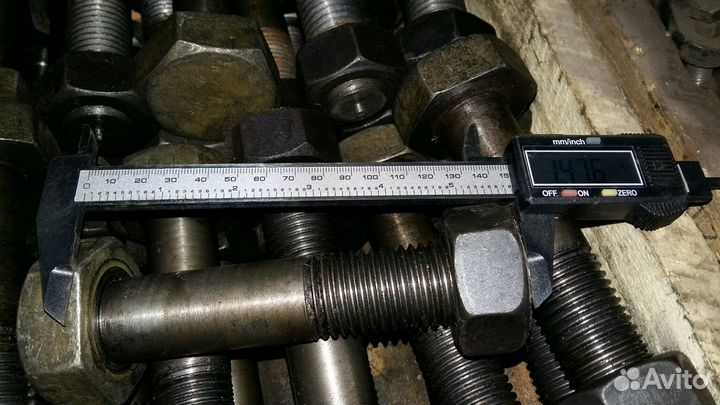 Продам болт с гайкой М30х150 32шт