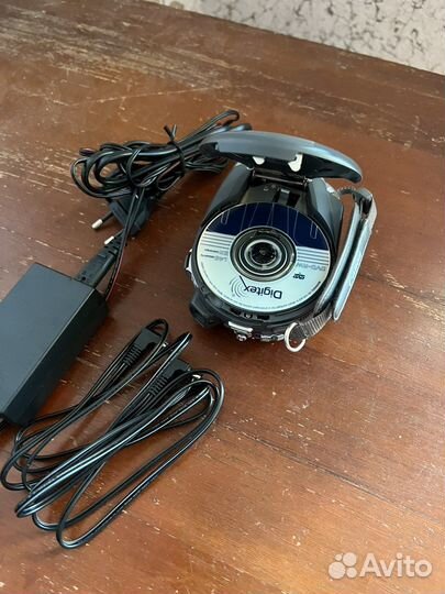 Видеокамера canon DVD DC210