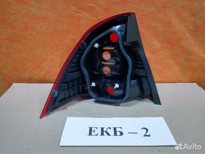 Фонарь правый Ford Focus 2 2004-2011