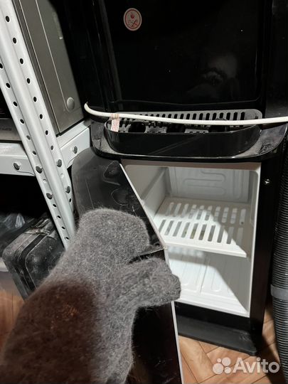 Куллер для воды с холодильником