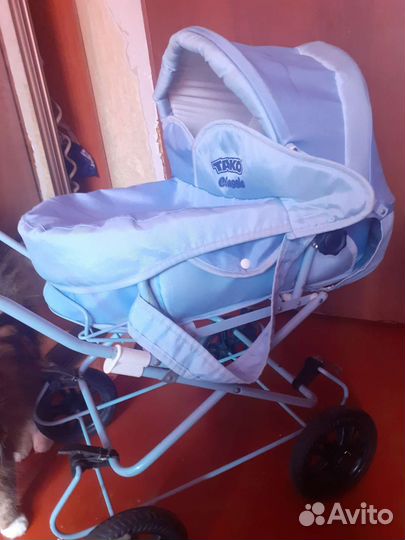 Коляска для кукол