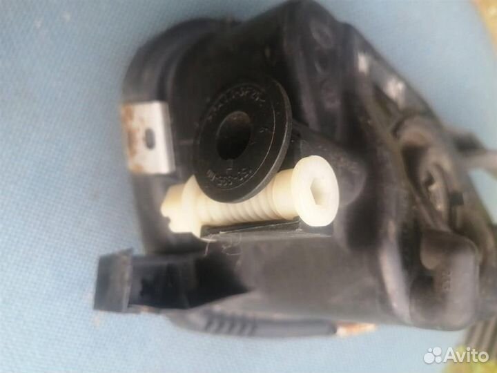 Фара противотуманная левая Mercedes W211 E-Klasse