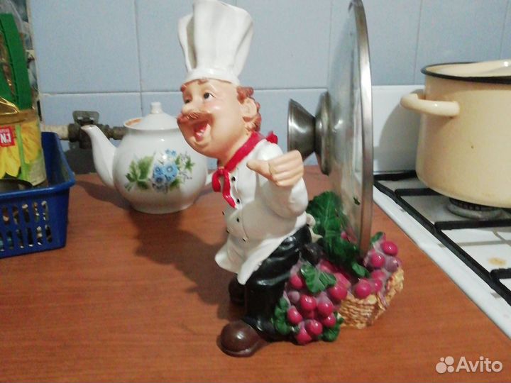 Статуэтка повар