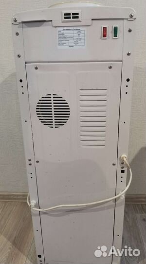 Кулер для воды с холодильником