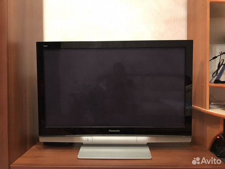 Телевизор Panasonic 42” (107 см)