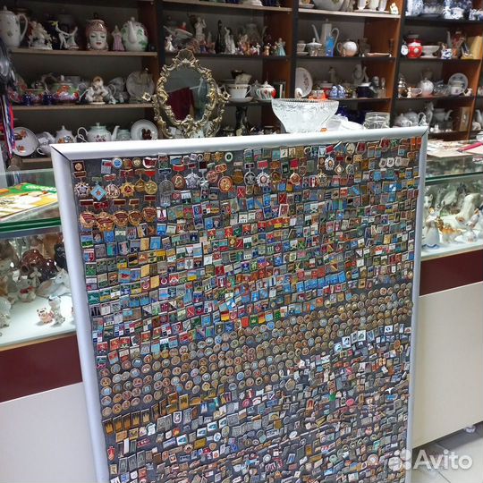 Значки 8 Марта