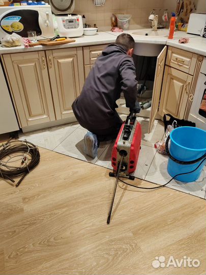 Устранение засоров и прочистка канализации Сантехн