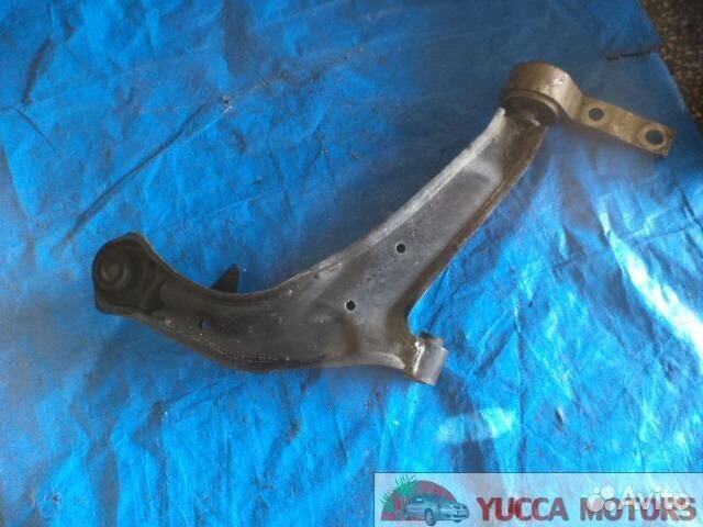 Б/У Рычаг N.Premera 12 пер.ниж лев.+ш (б/у