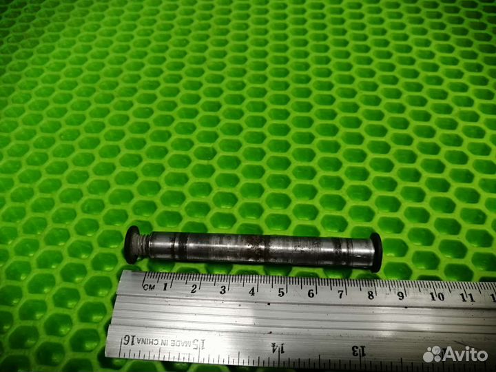 Ось колеса N 01 на детскую коляску