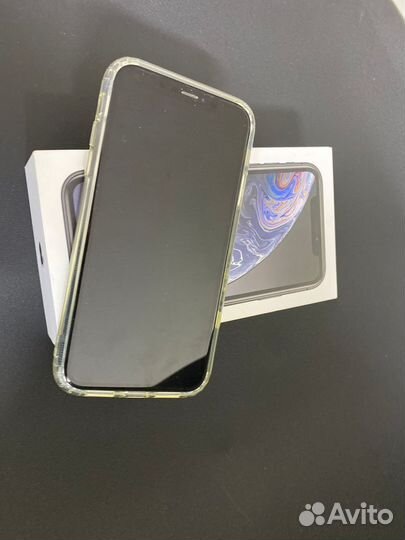 Телефон iPhone xr