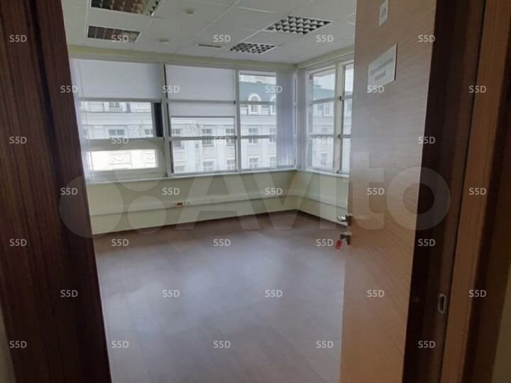 Сдам офисное помещение, 264.9 м²