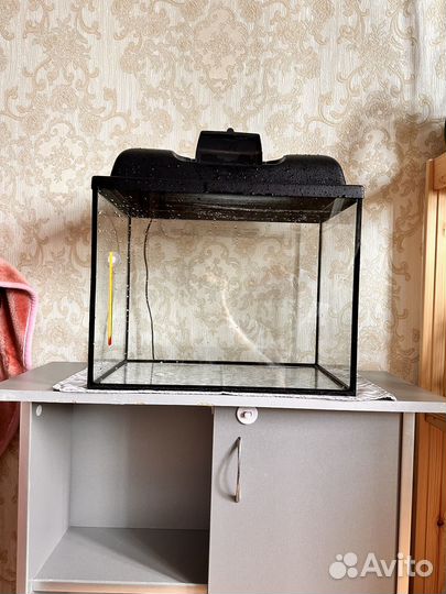 Аквариум с тумбой