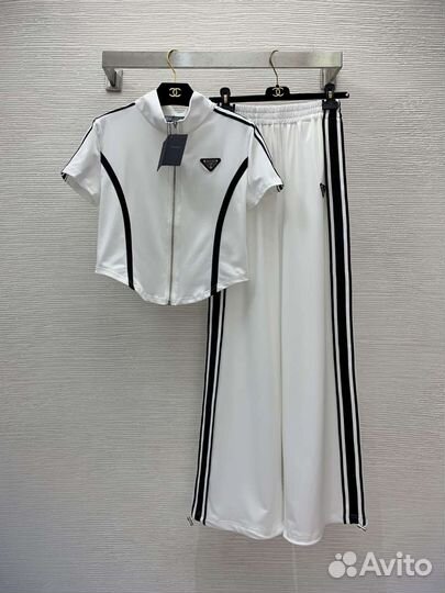 Спортивный костюм Prada