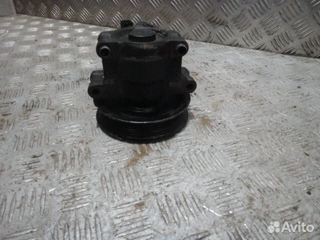 Насос гур Focus 1 1.8 TD б\у скол на шкиве