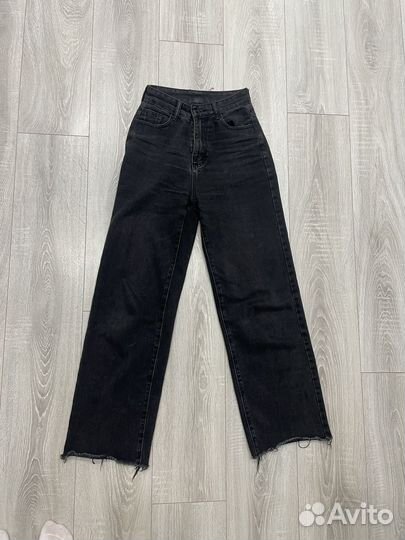 Джинсы широкие