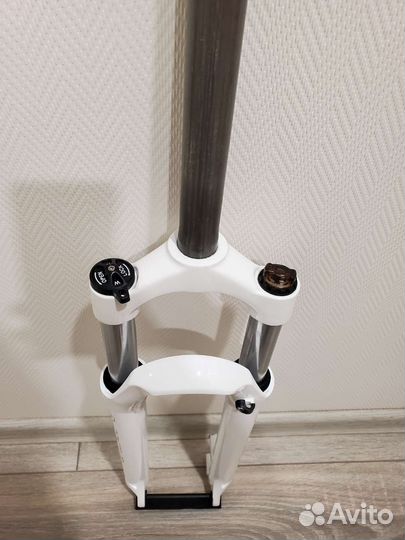 Вилка Suntour XCM для велосипеда 27'5