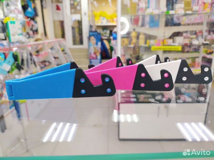 Подставка для телефона и планшета (цветные) IP-500