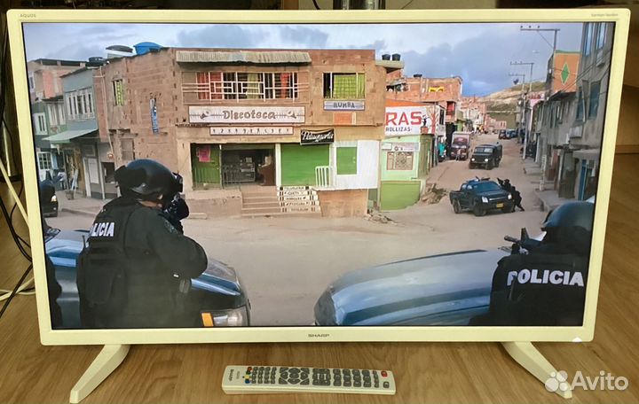 Телевизор Sharp LC-32HI3222EW