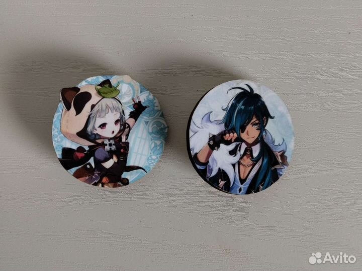 Аниме значки