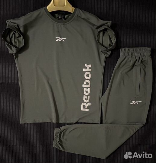 Мужской спортивный костюм reebok летний