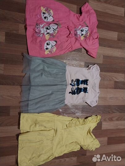 Платье и кофты для девочки