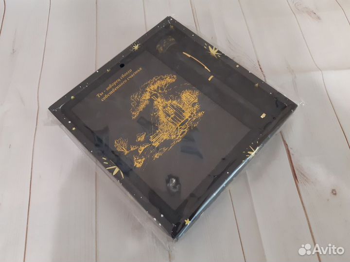 Подарочный набор - ежедневник с ручкой