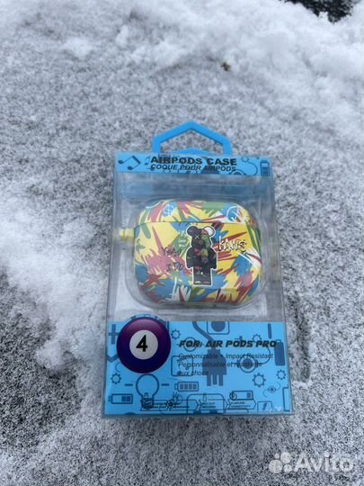 Чехол для airpods pro kaws