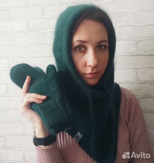 Капор из пуха норки с уголком