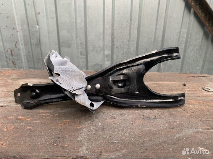 Вилка сцепления газель 3302