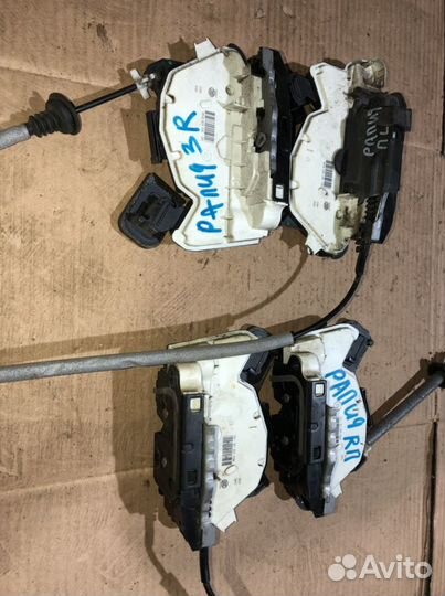 Замок двери skoda