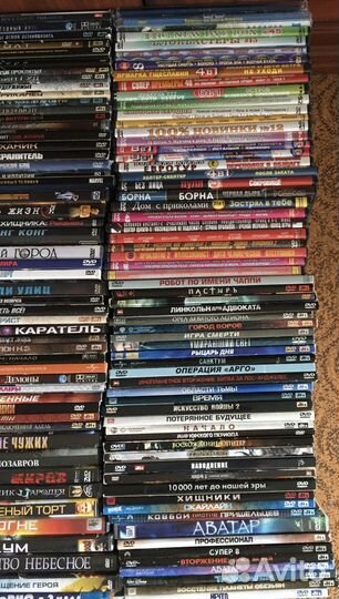 DVD диски 200 шт. - лот, фильмы, кино
