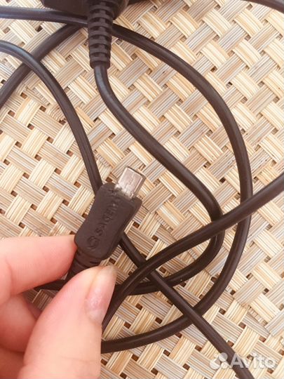 Зарядка для телефона