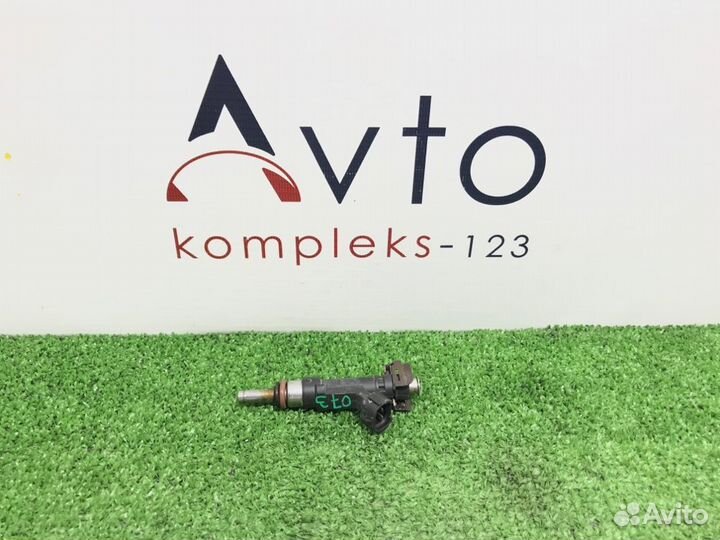 Форсунка инжекторная Audi A6 C6 BDW
