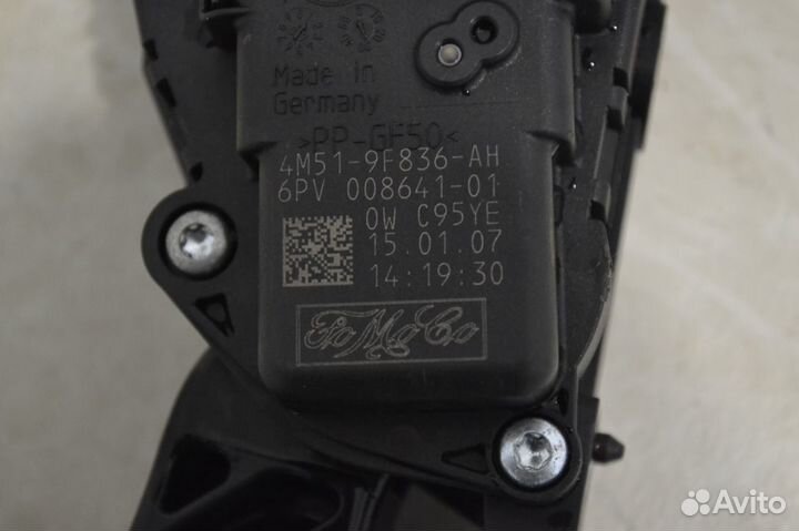 Педаль газа Ford Focus 2