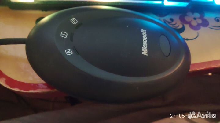 Беспроводная клавиатура Microsoft с батарейками