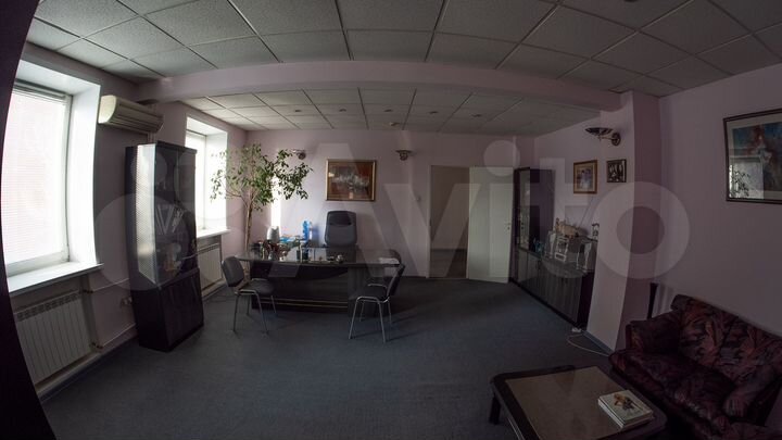 Классический офис на Красном проспекте, 195 м²