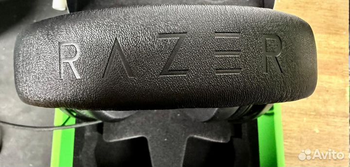 Игровые наушники Razer Kraken V3 Hypersense