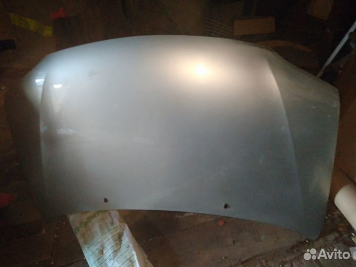 Капот Toyota Corolla Spasio 2000г