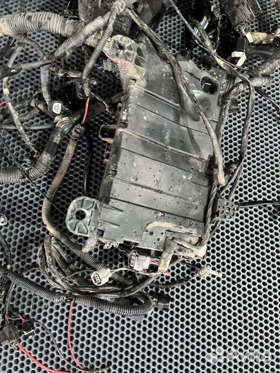 Проводка под капот Toyota Tundra, Sequoia