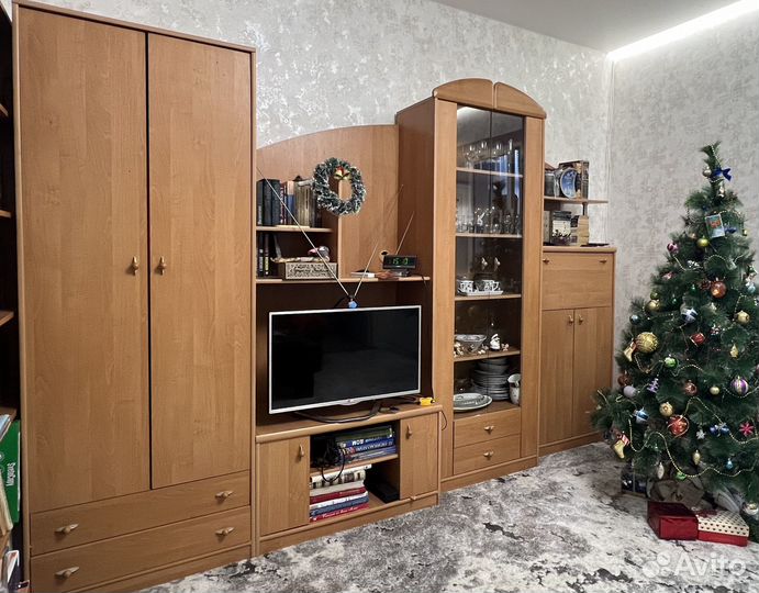 Мебельная стенка бу